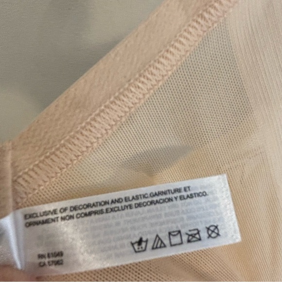 WACOAL Sz 36DD Bra Underwire Free Padded Full Coverage High Sides Adjustable NEW - Picture 12 of 12